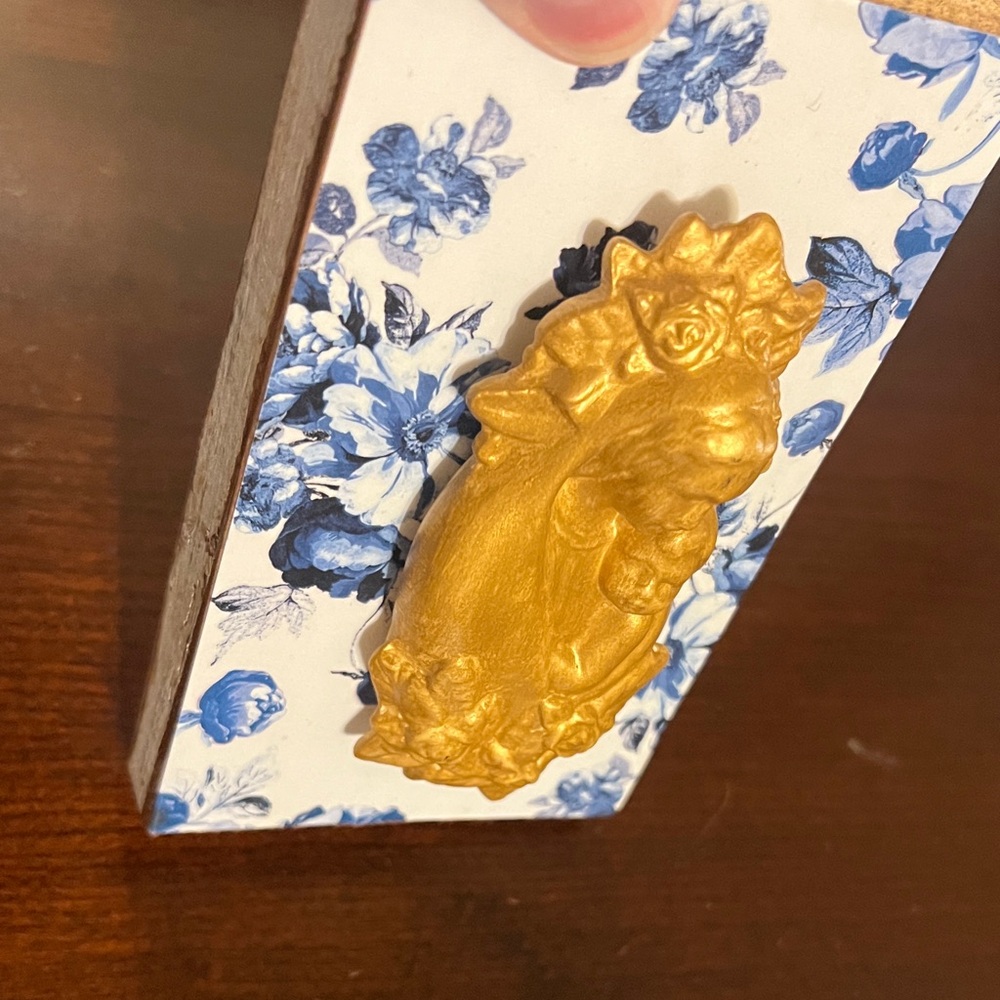 Gold Floral Art Block